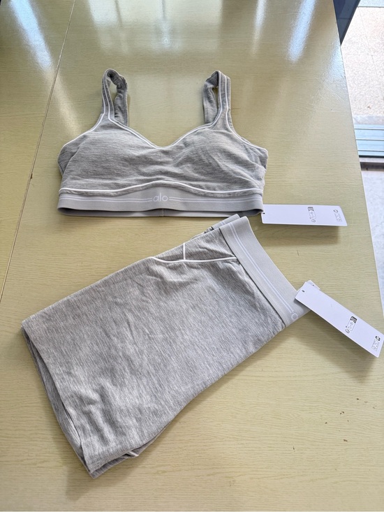 ALO Yoga Other - Alo Yoga Light Gray Seamless Cotton-Blend Bralette